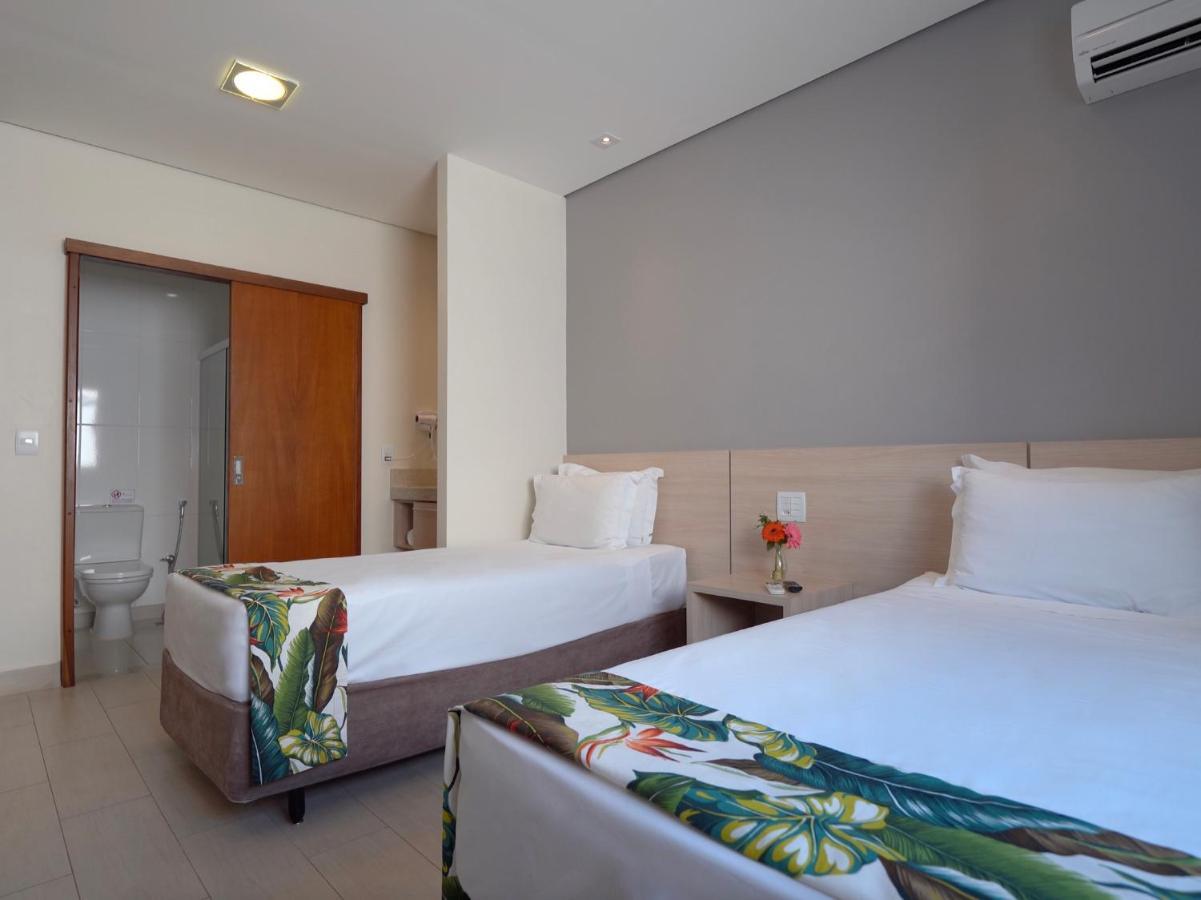 Valinhos Plaza Hotel Bagian luar foto