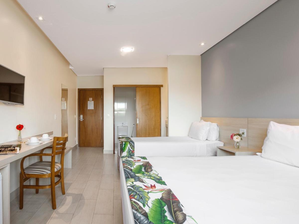 Valinhos Plaza Hotel Bagian luar foto
