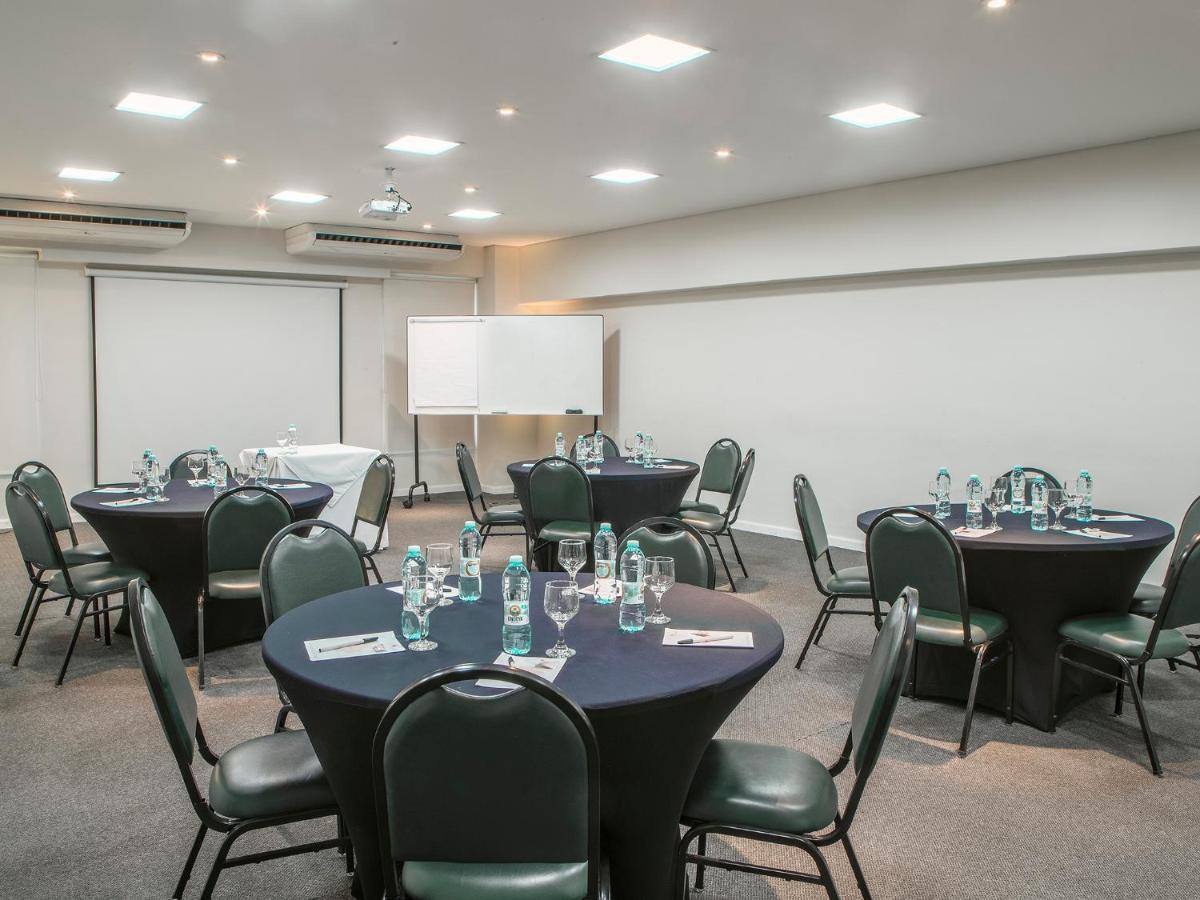 Valinhos Plaza Hotel Bagian luar foto